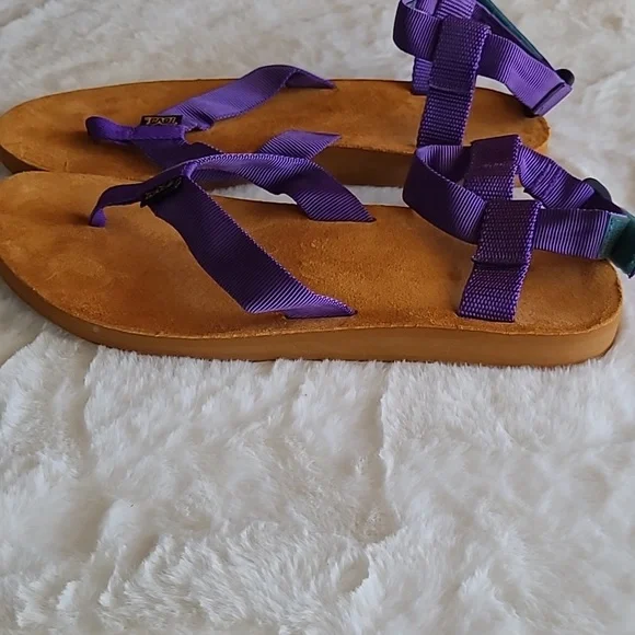 Women's Teva Ankle Sandals, Suede! Size 10 - Picture 3 of 11